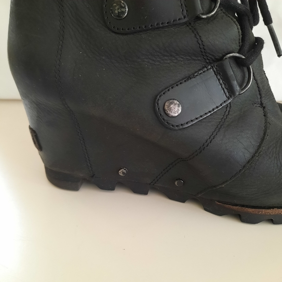 Sorel Women's Ankle Boots - Black - Picture 13 of 16